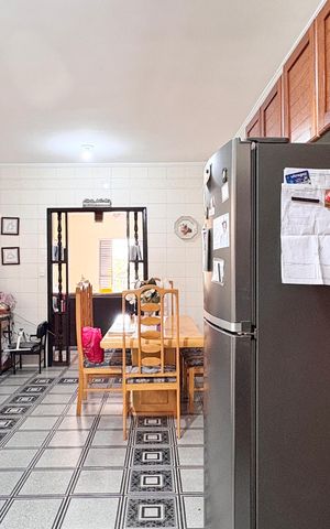Casa à venda com 131m², 3 quartos e 1 vaga Casa à venda com 131m², 3 quartos e 1 vagaCozinha