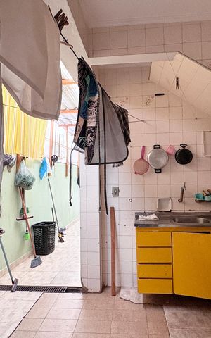 Casa à venda com 131m², 3 quartos e 1 vaga Casa à venda com 131m², 3 quartos e 1 vagaÁrea de Serviço