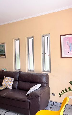 Casa à venda com 131m², 3 quartos e 1 vaga Casa à venda com 131m², 3 quartos e 1 vagaSala