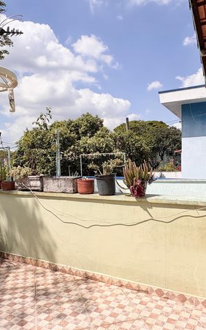 Casa à venda com 131m², 3 quartos e 1 vaga Casa à venda com 131m², 3 quartos e 1 vagaQuintal