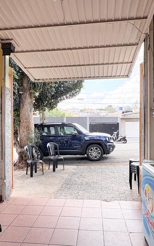 Casa à venda com 131m², 3 quartos e 1 vaga Casa à venda com 131m², 3 quartos e 1 vagaGaragem