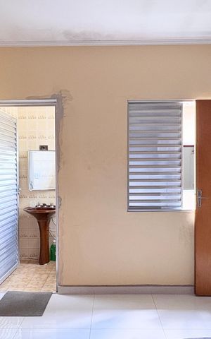Casa à venda com 131m², 3 quartos e 1 vaga Casa à venda com 131m², 3 quartos e 1 vagaSuíte