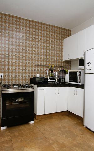 Apartamento à venda com 184m², 4 quartos e 2 vagasCozinha