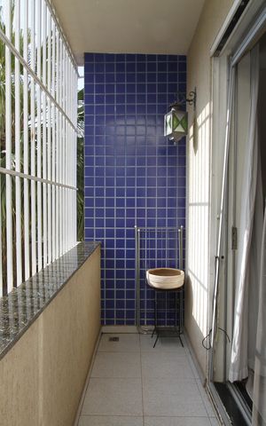 Apartamento à venda com 184m², 4 quartos e 2 vagasVaranda