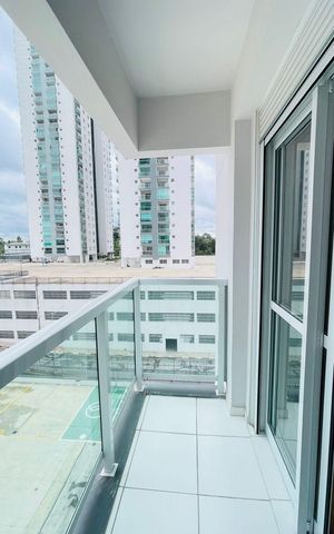 Apartamento para alugar com 132m², 4 quartos e 3 vagasVaranda quarto