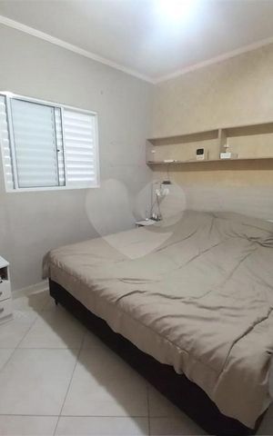 Casa de condomínio à venda com 120m², 3 quartos e 2 vagas
