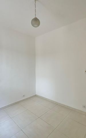Casa à venda com 148m², 2 quartos e 1 vaga Casa à venda com 148m², 2 quartos e 1 vagaQuarto 2