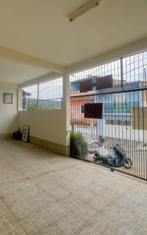 Casa à venda com 148m², 2 quartos e 1 vaga Casa à venda com 148m², 2 quartos e 1 vagaGaragem