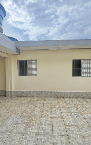 Casa à venda com 148m², 2 quartos e 1 vaga Casa à venda com 148m², 2 quartos e 1 vagaQuintal