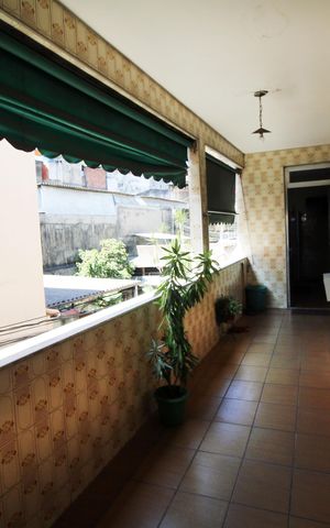 Casa para alugar com 200m², 2 quartos e 1 vagaVaranda