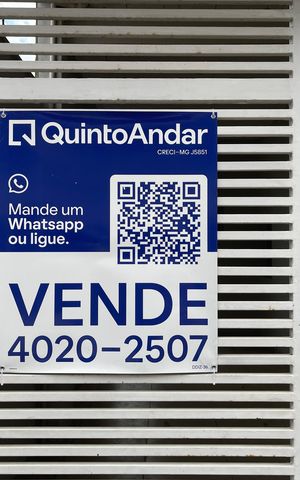 Casa para alugar com 400m², 3 quartos e 2 vagas Casa para alugar com 400m², 3 quartos e 2 vagasPlaca instalada no portao tamanho grande com o codigo DDIZ-36