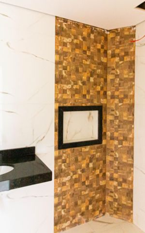Apartamento à venda com 53m², 2 quartos e 1 vaga Apartamento à venda com 53m², 2 quartos e 1 vagaBanheiro