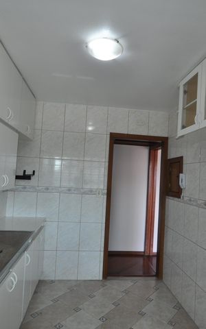 Apartamento para alugar com 70m², 2 quartos e 1 vagaCozinha