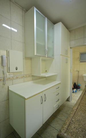 Apartamento para alugar com 68m², 2 quartos e 1 vagaCozinha 
