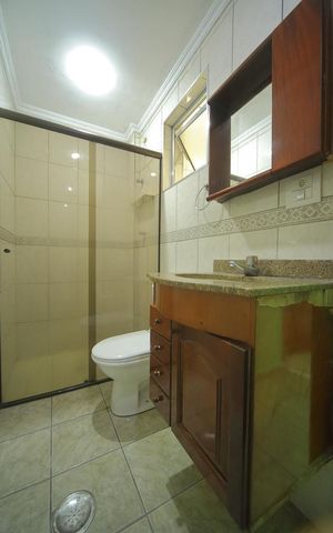 Apartamento para alugar com 68m², 2 quartos e 1 vagaBanheiro 