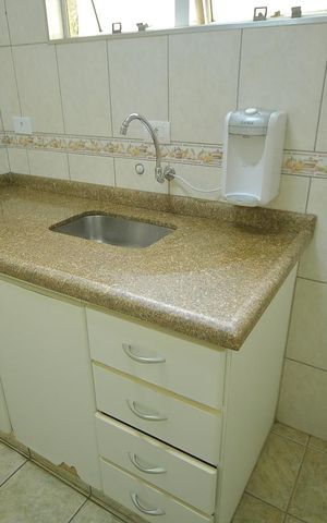Apartamento para alugar com 68m², 2 quartos e 1 vagaCozinha 