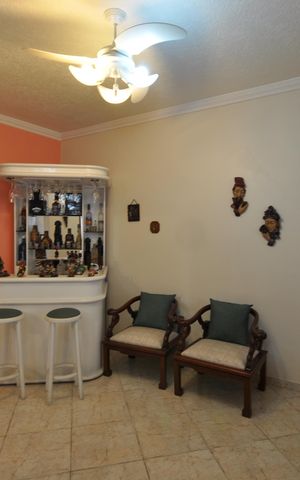Casa à venda com 600m², 7 quartos e 3 vagasSala