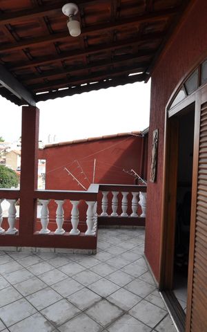 Casa à venda com 600m², 7 quartos e 3 vagasVaranda do Quarto Suíte
