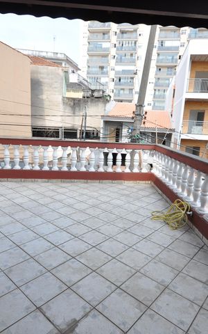 Casa à venda com 600m², 7 quartos e 3 vagasVaranda do Quarto Suíte