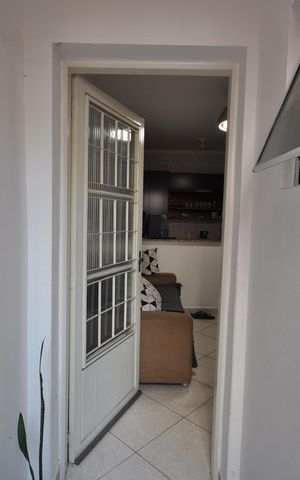 Casa à venda com 600m², 7 quartos e 3 vagasHall de entrada à casa 2