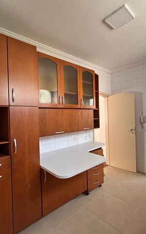 Apartamento para alugar com 127m², 3 quartos e 1 vaga Apartamento para alugar com 127m², 3 quartos e 1 vagaCozinha