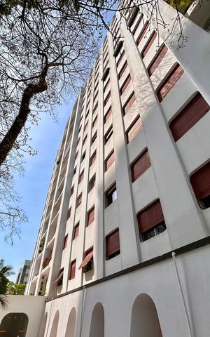Apartamento para alugar com 127m², 3 quartos e 1 vaga Apartamento para alugar com 127m², 3 quartos e 1 vagaFachada interna
