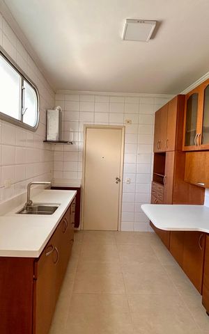 Apartamento para alugar com 127m², 3 quartos e 1 vaga Apartamento para alugar com 127m², 3 quartos e 1 vagaCozinha