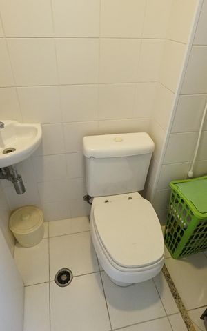 Apartamento para alugar com 237m², 3 quartos e 4 vagasBanheiro de serviço