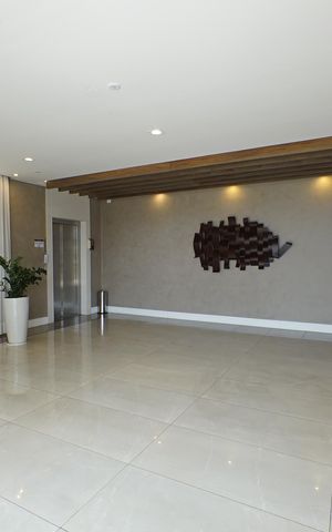 Apartamento para alugar com 237m², 3 quartos e 4 vagasHall de entrada