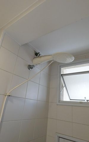 Apartamento para alugar com 237m², 3 quartos e 4 vagasBanheiro de serviço
