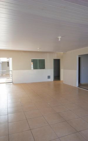 Casa à venda com 300m², 6 quartos e 1 vagaÁrea externa