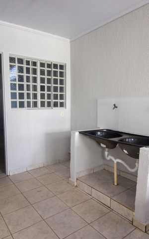 Casa à venda com 300m², 6 quartos e 1 vagaÁrea de serviço