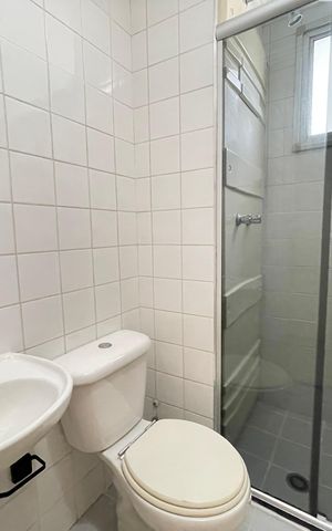 Apartamento para alugar com 60m², 3 quartos e 1 vaga Apartamento para alugar com 60m², 3 quartos e 1 vagaBanheiro