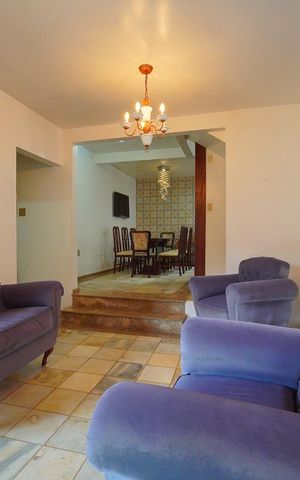 Casa para alugar com 150m², 4 quartos e 1 vagaSala 
