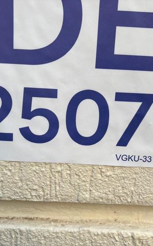 Apartamento à venda com 80m², 2 quartos e 2 vagas Apartamento à venda com 80m², 2 quartos e 2 vagasPlaquinha Instalada código VGKU-33