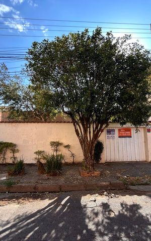 Casa para alugar com 360m², 2 quartos e 2 vagas