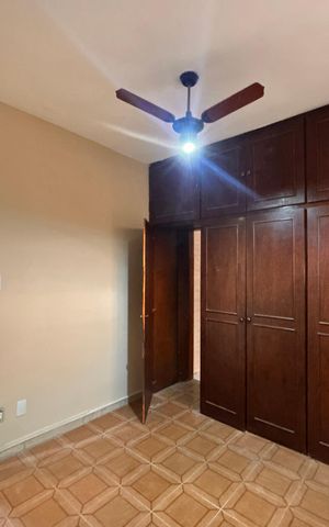 Casa para alugar com 360m², 2 quartos e 2 vagas