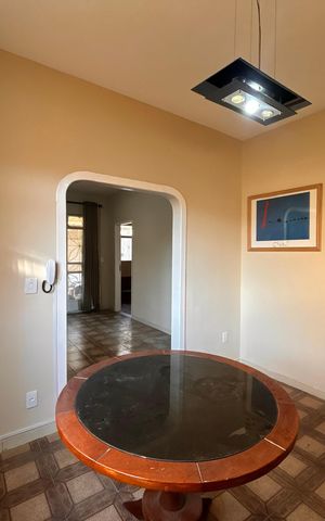 Casa para alugar com 360m², 2 quartos e 2 vagas