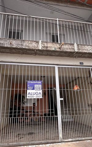 Casa para alugar com 80m², 2 quartos e 1 vagaFachada