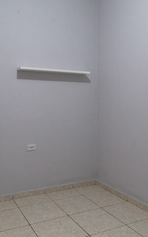 Casa para alugar com 80m², 2 quartos e 1 vagaQuarto 1