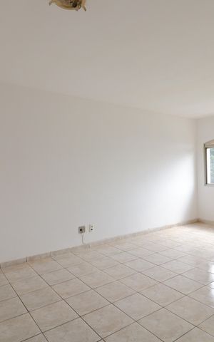 Apartamento para alugar com 130m², 3 quartos e 1 vagaSala