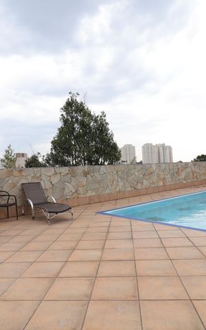 Apartamento para alugar com 130m², 3 quartos e 1 vagaÁrea comum - Piscina