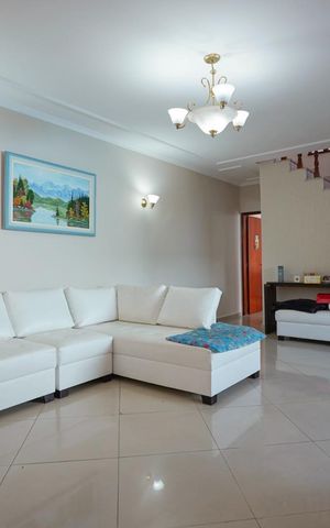 Casa à venda com 456m², 3 quartos e 4 vagasSala