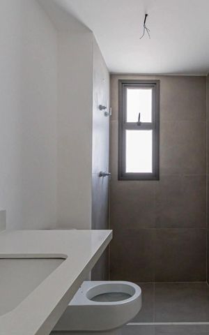 Apartamento à venda com 98m², 3 quartos e 2 vagas Apartamento à venda com 98m², 3 quartos e 2 vagasBanheiro