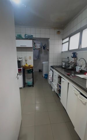 Apartamento à venda com 101m², 3 quartos e 2 vagas Apartamento à venda com 101m², 3 quartos e 2 vagasCozinha