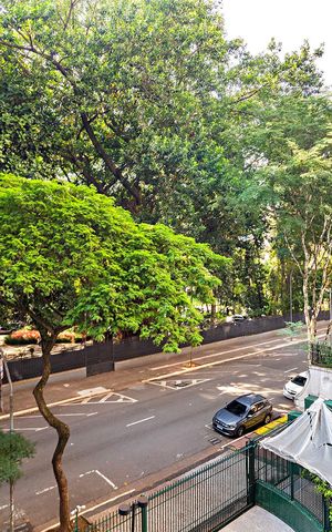 Apartamento para alugar com 190m², 3 quartos e 1 vaga Apartamento para alugar com 190m², 3 quartos e 1 vagaVista