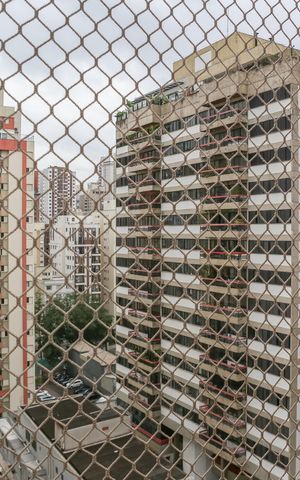 Apartamento para alugar com 135m², 4 quartos e 2 vagas Apartamento para alugar com 135m², 4 quartos e 2 vagasVista da Sacada