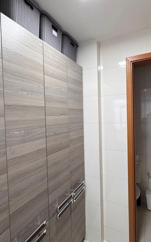 Apartamento à venda com 252m², 3 quartos e 4 vagas Apartamento à venda com 252m², 3 quartos e 4 vagasÁrea de Serviço