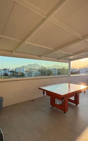 Apartamento à venda com 252m², 3 quartos e 4 vagas Apartamento à venda com 252m², 3 quartos e 4 vagasTerraço