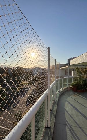 Apartamento à venda com 252m², 3 quartos e 4 vagas Apartamento à venda com 252m², 3 quartos e 4 vagasVaranda